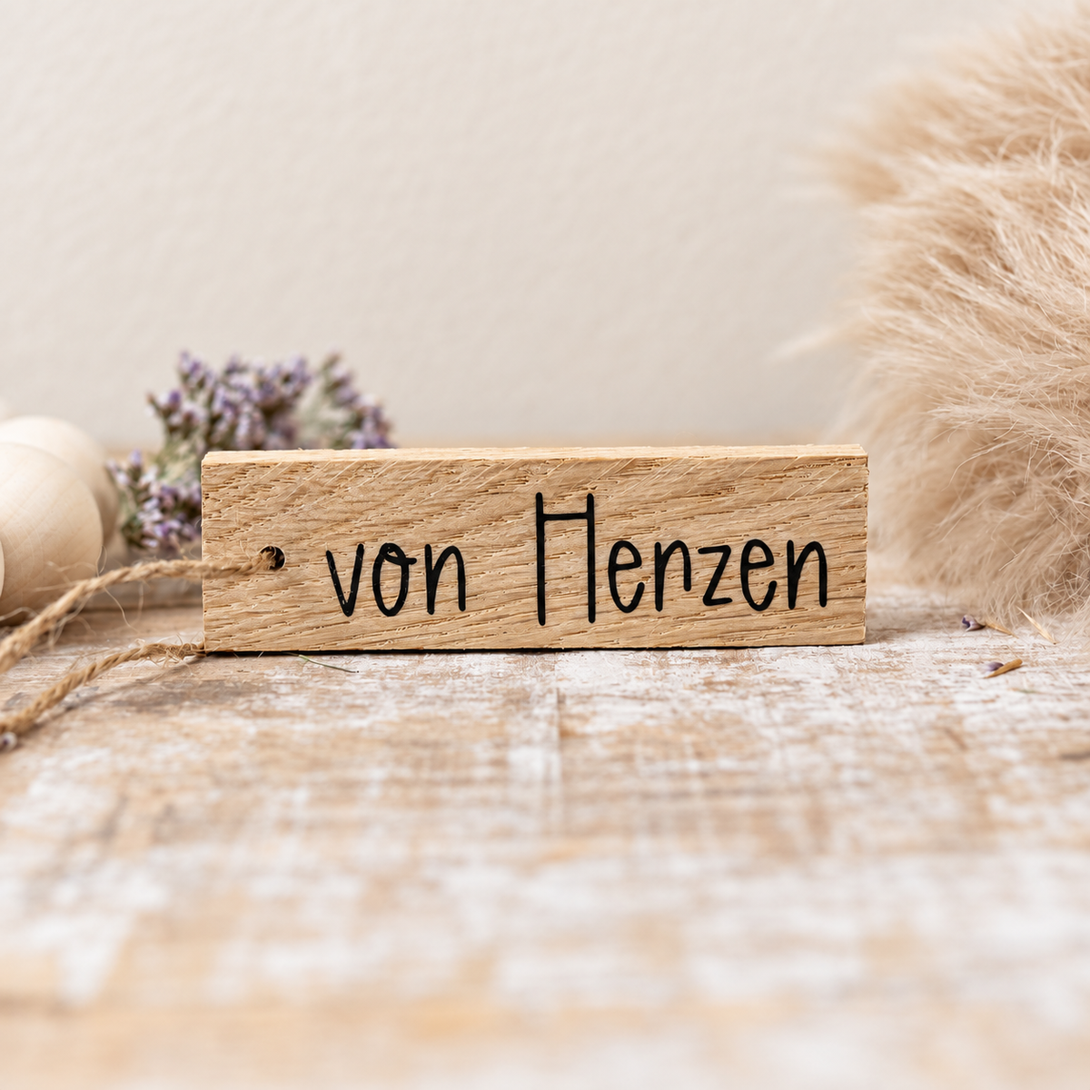 Holzanhänger von Herzen schwarz Geschenkidee